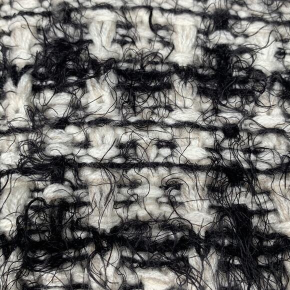 BCBGeneration Infinity Scarf Knit Black and White One Size - Picture 10 of 10